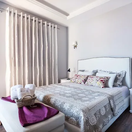 Great Alexander Suites Sarande Exterior photo